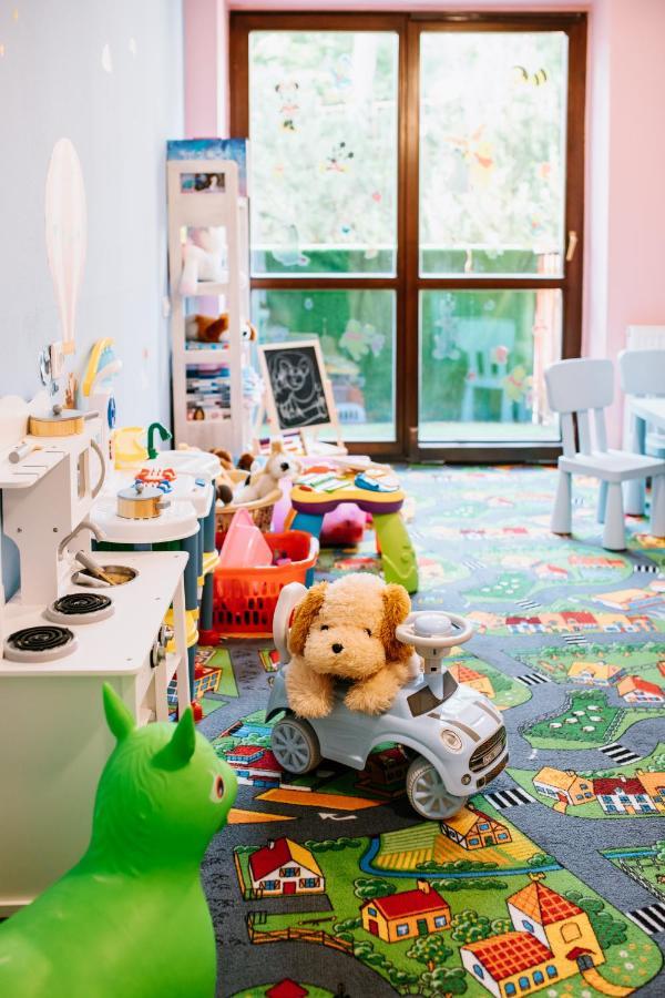 Osrodek Szkoleniowo Wypoczynkowy Roznow Hotel Ngoại thất bức ảnh