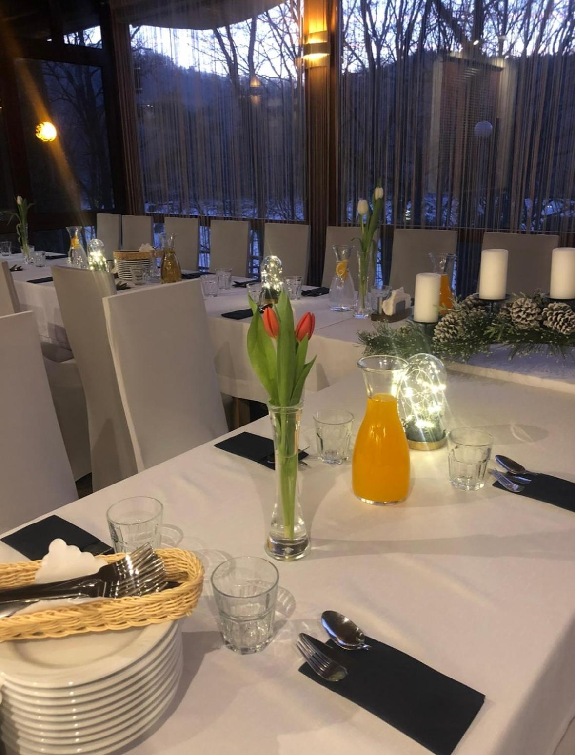 Osrodek Szkoleniowo Wypoczynkowy Roznow Hotel Ngoại thất bức ảnh